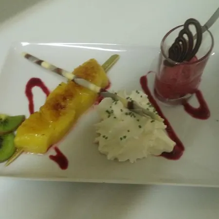 Logis Des Voyageurs Restaurant La Bonne Tabl'hay Hotel