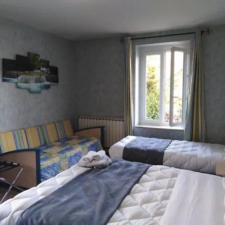 Logis Des Voyageurs Restaurant La Bonne Tabl'hay Livron-sur-Drome