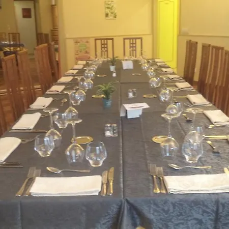 Hotel Logis Des Voyageurs Restaurant La Bonne Tabl'hay Livron-sur-Drome